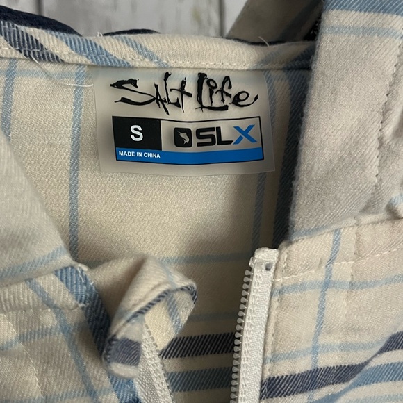 Salt Life NEW Plaid Jacket Womens size Small - hooded. - Picture 9 of 9